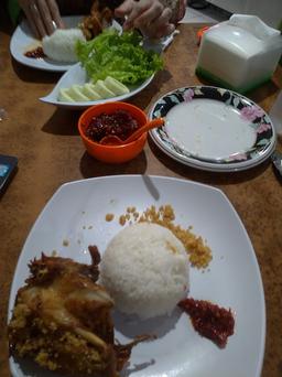 Photo's Ayam Goreng Widuran