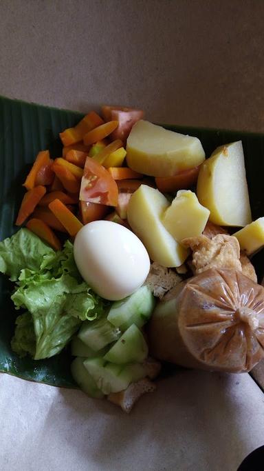 GADO-GADO BU KALIPAN