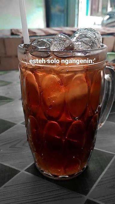 GADO GADO MBAK TARI