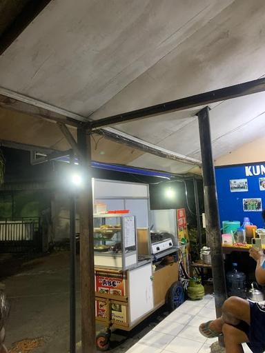 KEDAI STEAK QU MBAK MEGA