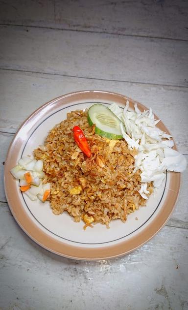 NASI GORENG DAN BAKMI GORENG PAK SLAMET