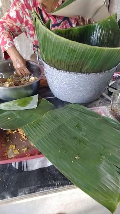 NASI LIWET SOLO YU LESTARI