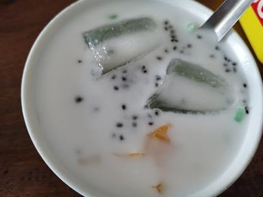 PECEL MADIUN & DAWET AYU LARIS MANIS