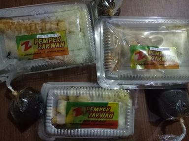 PEMPEK ZAKWAN - KEPATIHAN KULON