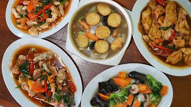 PODO NUNGGU SEAFOOD & CHINESEFOOD JEBRES