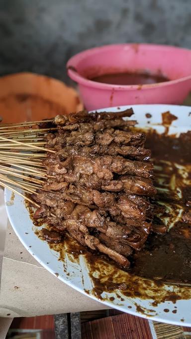 SATE AYAM CAK GEPENG UTARA PASAR GEDE