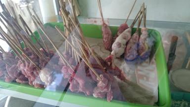 SATE KAMBING HIDAYAH PAK BEJO