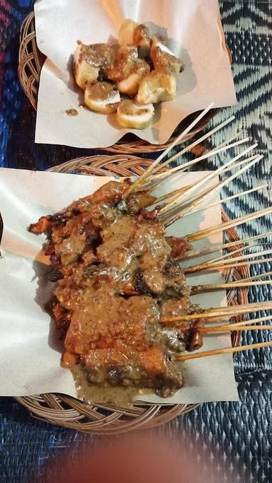 SATE KERE MAK NARTI  WIDURAN