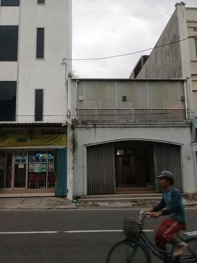 WARONG PELITA KULINER KHAS MANADO