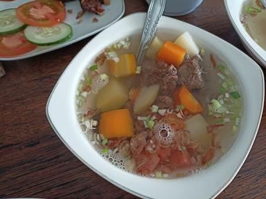 WARUNG ATMODJO (SOTO, SUP DAN IGA BAKAR)