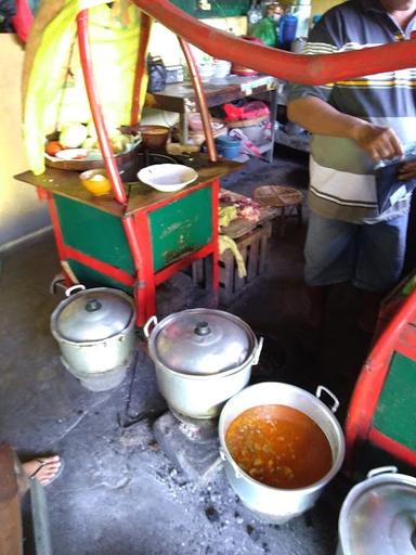 WARUNG SATE KAMBING  PAK HADI 