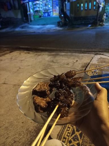 WEDANGAN SATE KOYOR MBAH DI