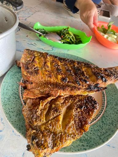 IKAN BAKAR BU GIPAH