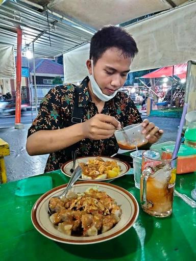 SIOMAY BANDUNG MANG ENGKUR