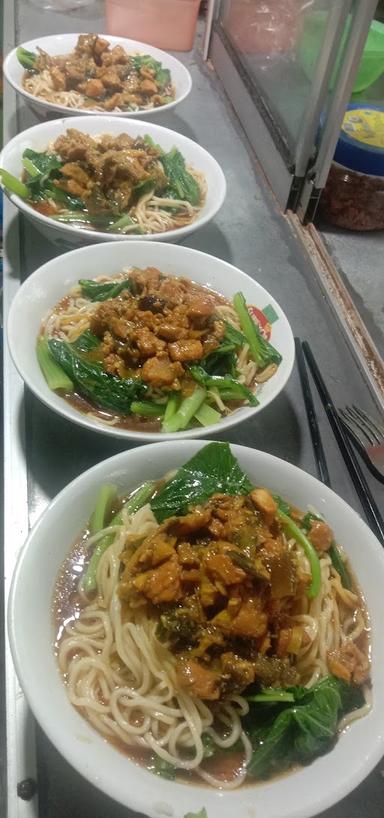 MIE AYAM & BAKSO ABAEH