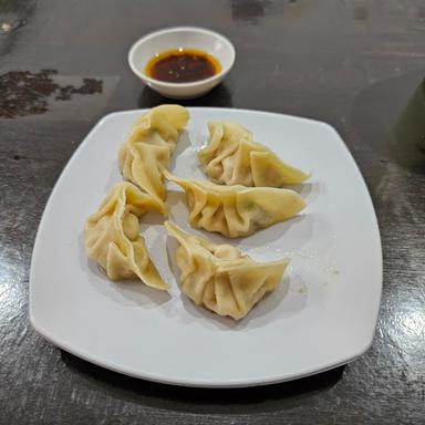 HONG KONG STREET FOODS