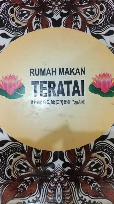 RUMAH MAKAN TERATAI