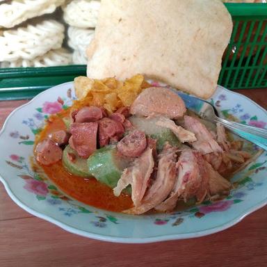 LONTONG OPOR PONCOROSO