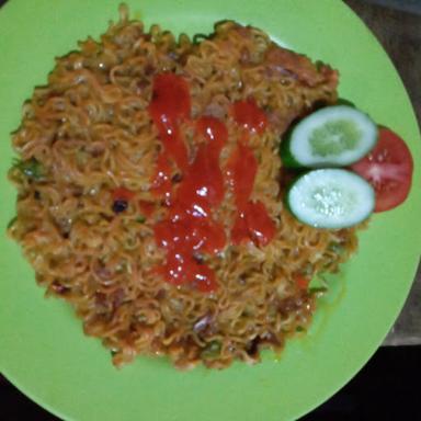 NASI GORENG NDESO MBAH WIR