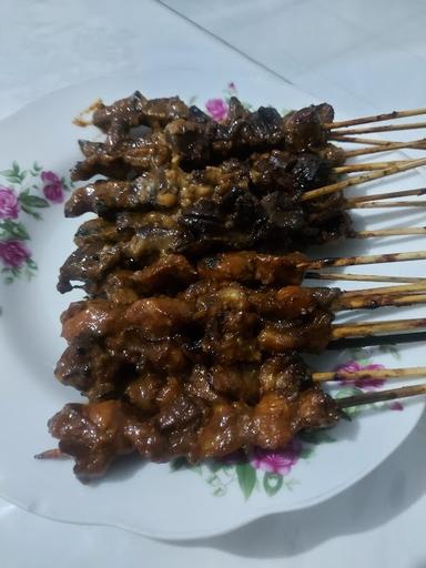 SATE AYAM MADURA CAK ISAL