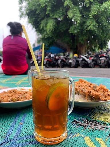 WARUNG POJOK MBAK YUNI