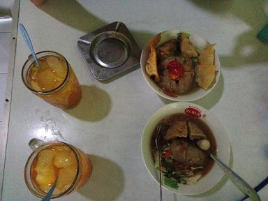 WARUNG BAKSO & AYAM GEPREK 212