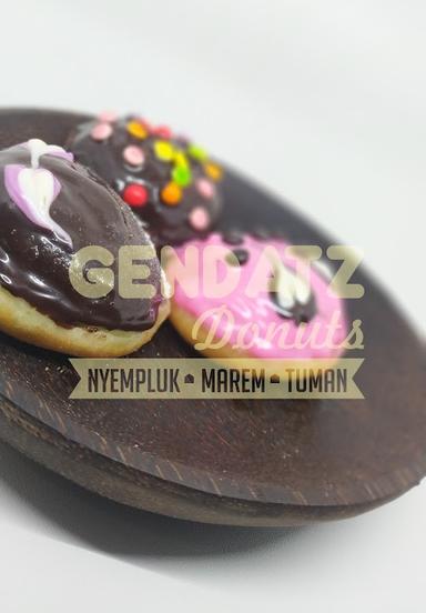 GENDATZZ DONUTS