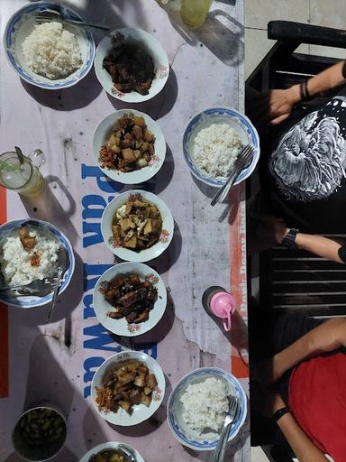 NASI GORENG BABI BU HARTINI