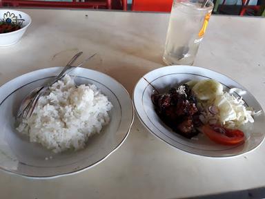 WARUNG MAKAN SATE BU WAHYU