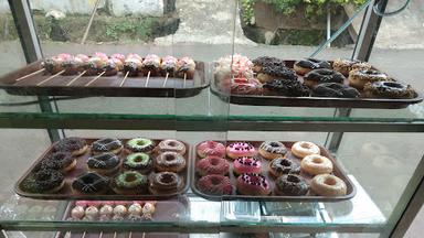 ARSYILA DONUTS JAKARTA