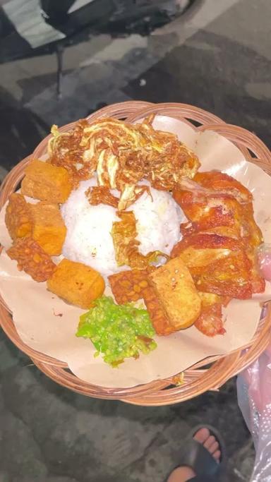 AYAM CABE IJO BAHAYO