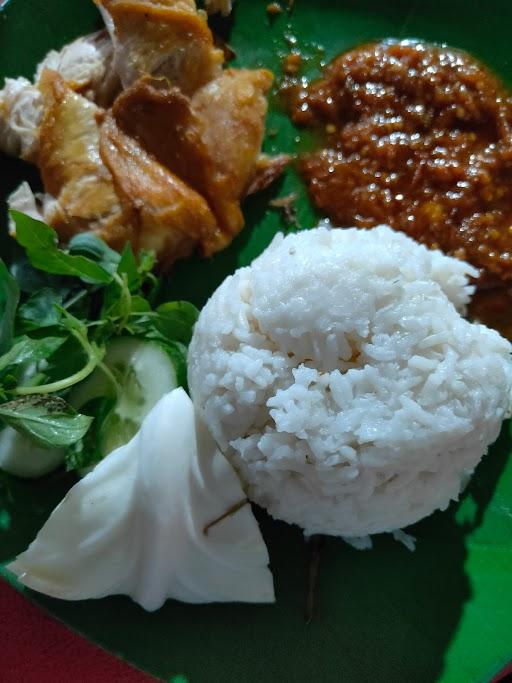 AYAM PENYET IBU ANGGY RAHARJO