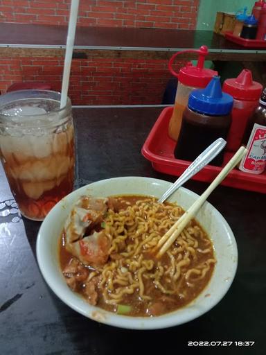 BAKSO TOLE SUPER SOLO (TANAH TINGGI)