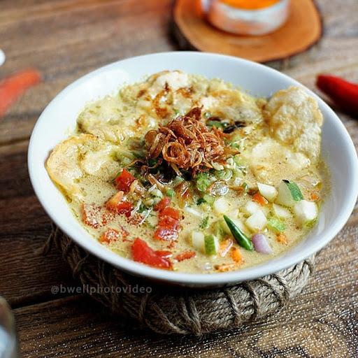 SOTO BETAWI IBU ATI