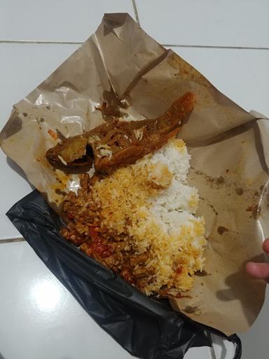 WARUNG NASI IBU SUMIATI