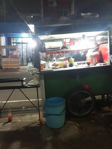 WARUNG SATE AYAM DAN KAMBING CAK TEGUH