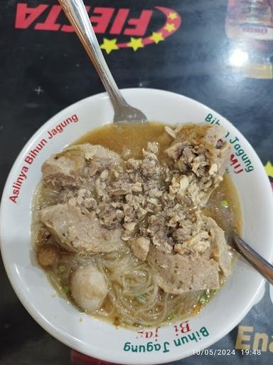 PONDOK MAKAN BAKSO & MIE AYAM PUTRA MANTEP