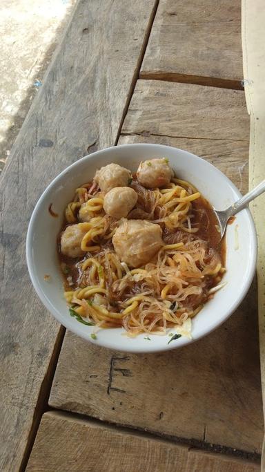 WARUNG SOTO & BAKSO BU ANI