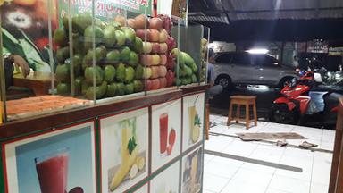 KURNIA JUICE & SOP BUAH