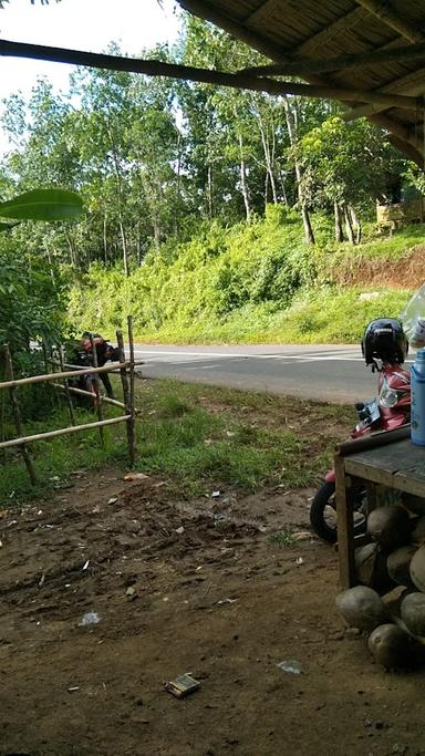 WARUNG KOPI IBU. YATI, JONGGOL UTARA