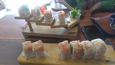 SUSHI OISHI DAMAR