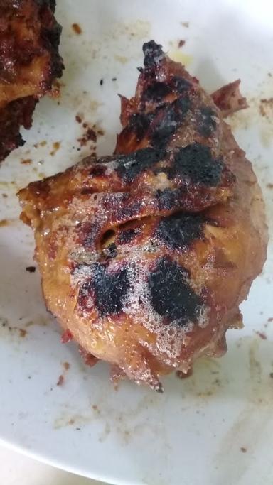 AYAM BAKAR DAN IKAN BAKAR WA