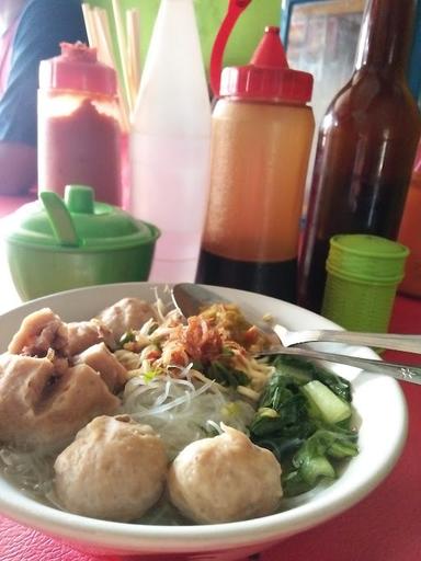 BASO DAN MIE AYAM ASEM