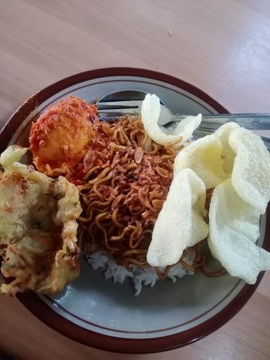 NASI UDUK TEH MAY BAROKAH