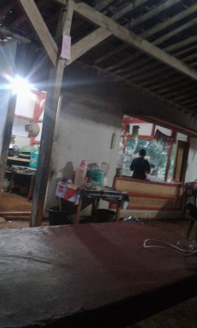 WARUNG KHAS SUNDA MANENIH