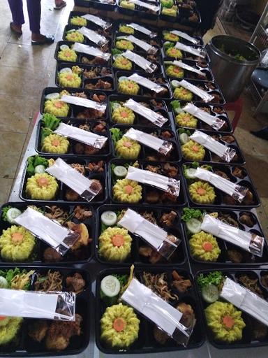 CATERING MBAK MIKE KARANG MLOKO