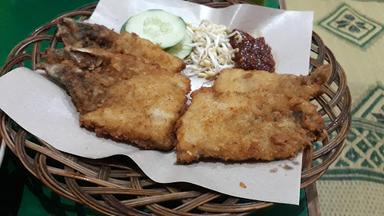 RESTORAN BANDENG JUWANA - RINDANG 84 SILUGONGGO