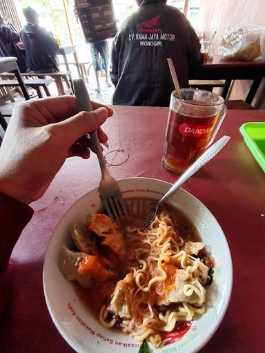 MIE AYAM & BAKSO WONOGIRI