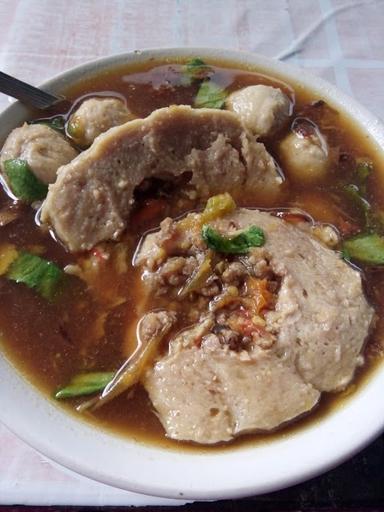 PAK MAN BAKSO BULAN/NGREDEN