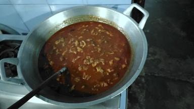 WARUNG MAKAN IBU SUNDARI